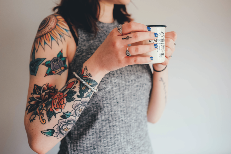 Preparing for tattoo removal can significantly reduce pain and discomfort during the procedure. 